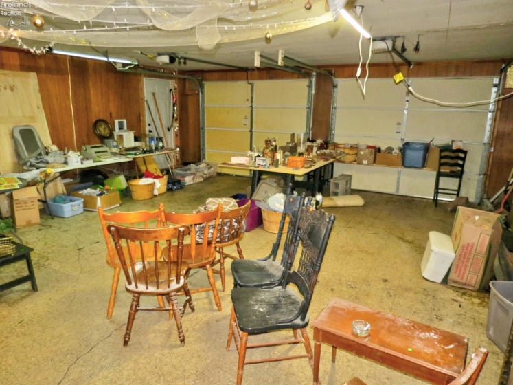 1026 Lincoln Avenue, Fostoria, 44830, 2 Bedrooms Bedrooms, ,3 BathroomsBathrooms,Residential,For Sale,Lincoln,20262066