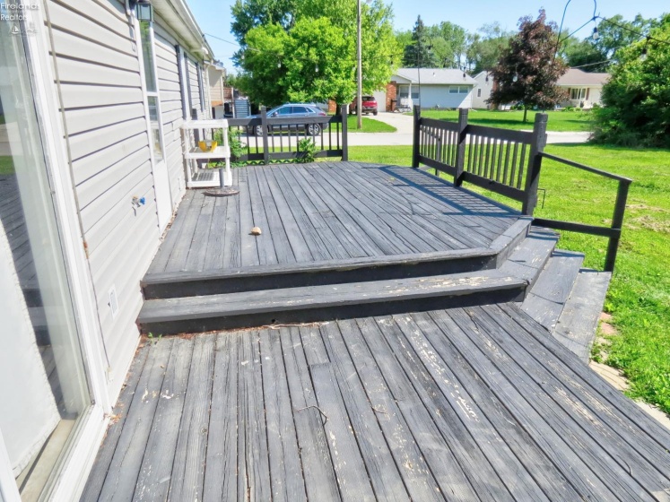 1026 Lincoln Avenue, Fostoria, 44830, 2 Bedrooms Bedrooms, ,3 BathroomsBathrooms,Residential,For Sale,Lincoln,20262066