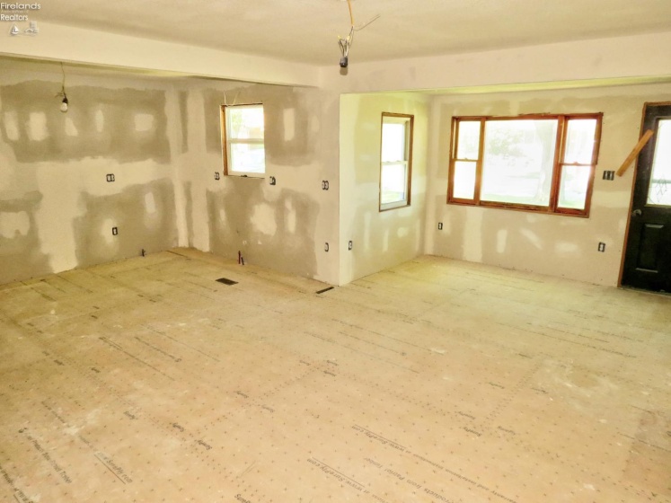 1026 Lincoln Avenue, Fostoria, 44830, 2 Bedrooms Bedrooms, ,3 BathroomsBathrooms,Residential,For Sale,Lincoln,20262066