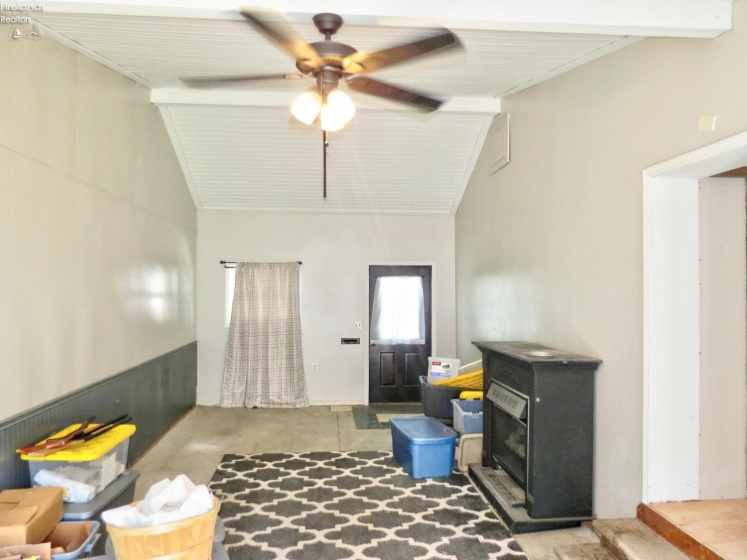 1026 Lincoln Avenue, Fostoria, 44830, 2 Bedrooms Bedrooms, ,3 BathroomsBathrooms,Residential,For Sale,Lincoln,20262066