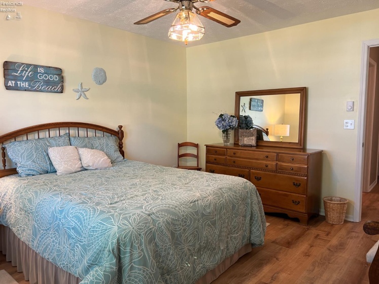404 Leisure Drive, Huron, 44839, 3 Bedrooms Bedrooms, ,2 BathroomsBathrooms,Residential,For Sale,Leisure,20261994