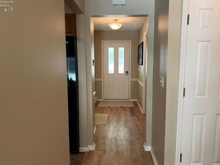 404 Leisure Drive, Huron, 44839, 3 Bedrooms Bedrooms, ,2 BathroomsBathrooms,Residential,For Sale,Leisure,20261994