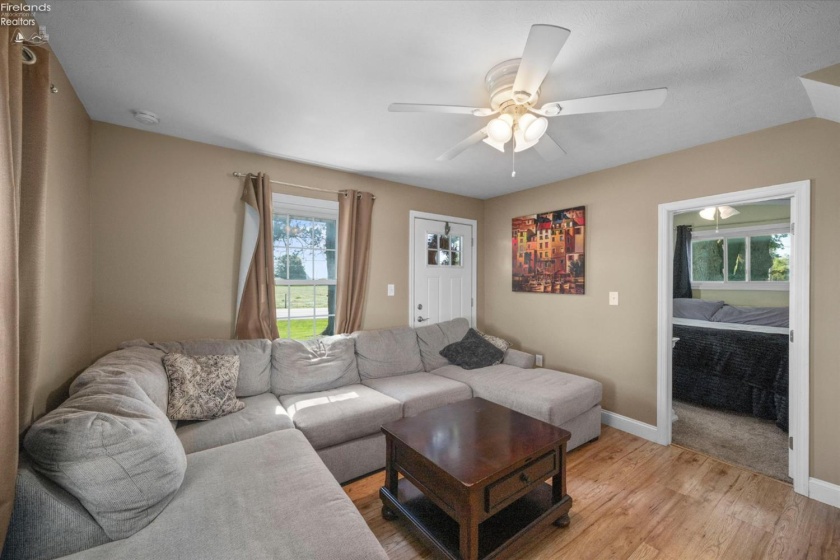 7407 Hayes Avenue, Sandusky, 44870, 2 Bedrooms Bedrooms, ,1 BathroomBathrooms,Residential,For Sale,Hayes,20262075