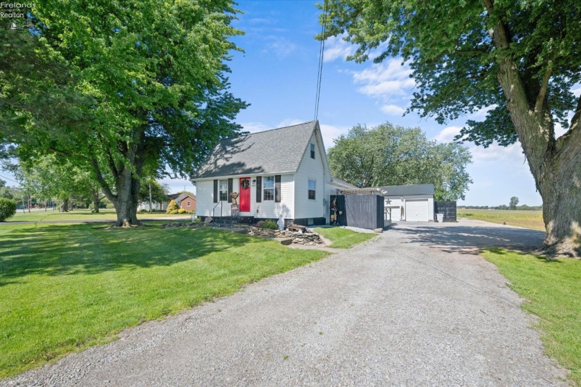 7407 Hayes Avenue, Sandusky, 44870, 2 Bedrooms Bedrooms, ,1 BathroomBathrooms,Residential,For Sale,Hayes,20262075