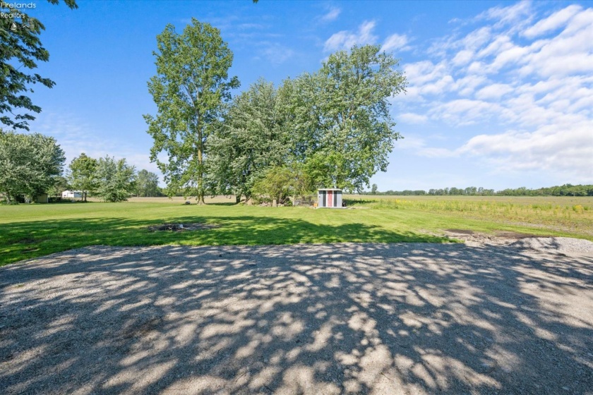 7407 Hayes Avenue, Sandusky, 44870, 2 Bedrooms Bedrooms, ,1 BathroomBathrooms,Residential,For Sale,Hayes,20262075