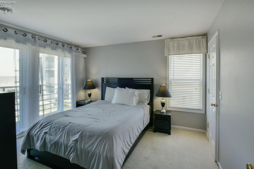 264 Clinton Reef, Port Clinton, 43452, 1 Bedroom Bedrooms, ,1 BathroomBathrooms,Residential,For Sale,Clinton Reef,20262037