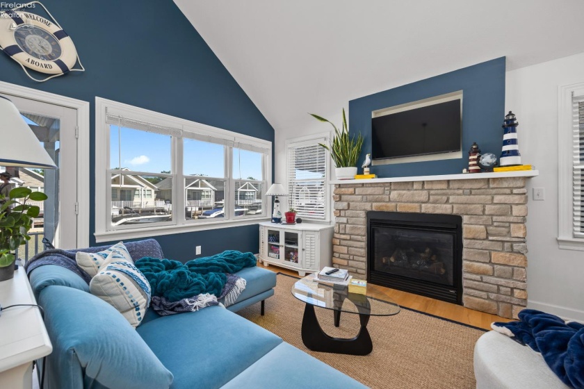 9886 Bayshore Road, Marblehead, 43440, 3 Bedrooms Bedrooms, ,1 BathroomBathrooms,Residential,For Sale,Bayshore,20262049