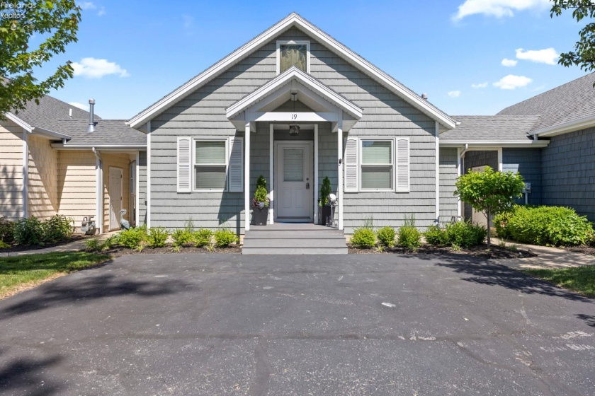 9886 Bayshore Road, Marblehead, 43440, 3 Bedrooms Bedrooms, ,1 BathroomBathrooms,Residential,For Sale,Bayshore,20262049