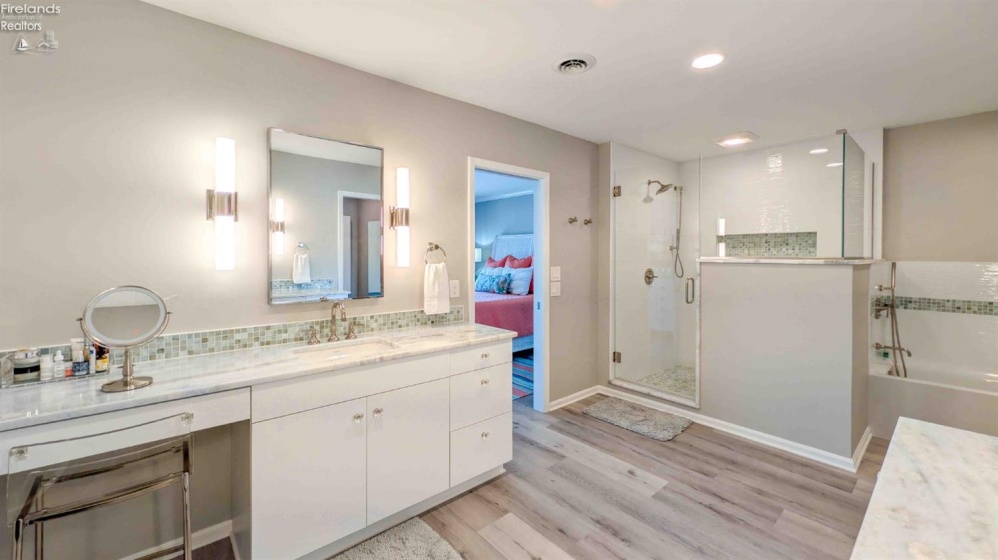 3234 Marina View Drive, Port Clinton, 43452, 3 Bedrooms Bedrooms, ,2 BathroomsBathrooms,Residential,For Sale,Marina View,20262056