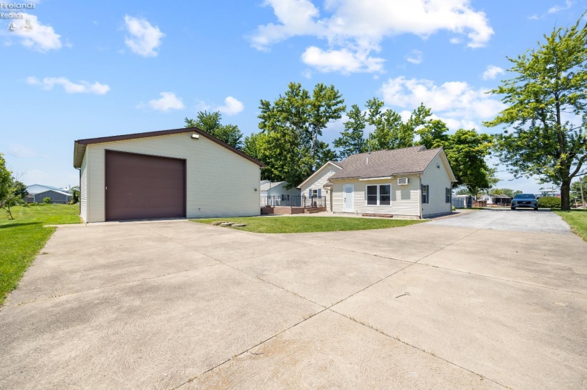 2861 County Road 198 Road, Fremont, 43420, 3 Bedrooms Bedrooms, ,2 BathroomsBathrooms,Residential,For Sale,County Road 198,20262030