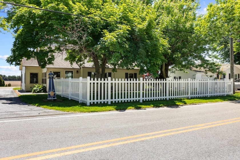 2861 County Road 198 Road, Fremont, 43420, 3 Bedrooms Bedrooms, ,2 BathroomsBathrooms,Residential,For Sale,County Road 198,20262030