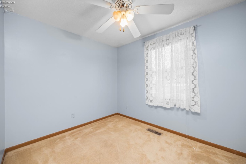 2029 Catawba Road, Port Clinton, 43452, 3 Bedrooms Bedrooms, ,2 BathroomsBathrooms,Residential,For Sale,Catawba,20262048