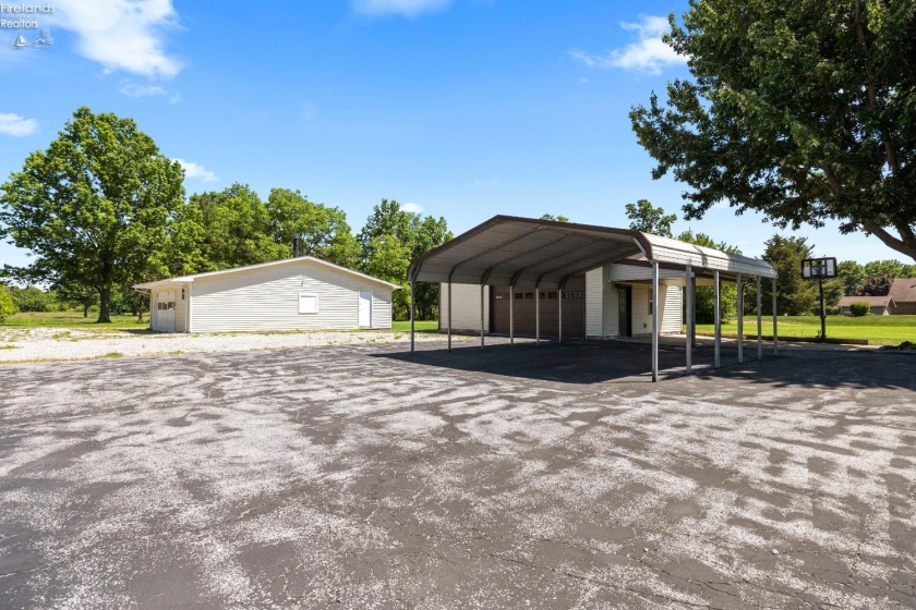 2029 Catawba Road, Port Clinton, 43452, 3 Bedrooms Bedrooms, ,2 BathroomsBathrooms,Residential,For Sale,Catawba,20262048