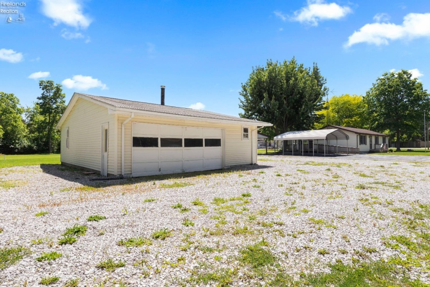 2029 Catawba Road, Port Clinton, 43452, 3 Bedrooms Bedrooms, ,2 BathroomsBathrooms,Residential,For Sale,Catawba,20262048