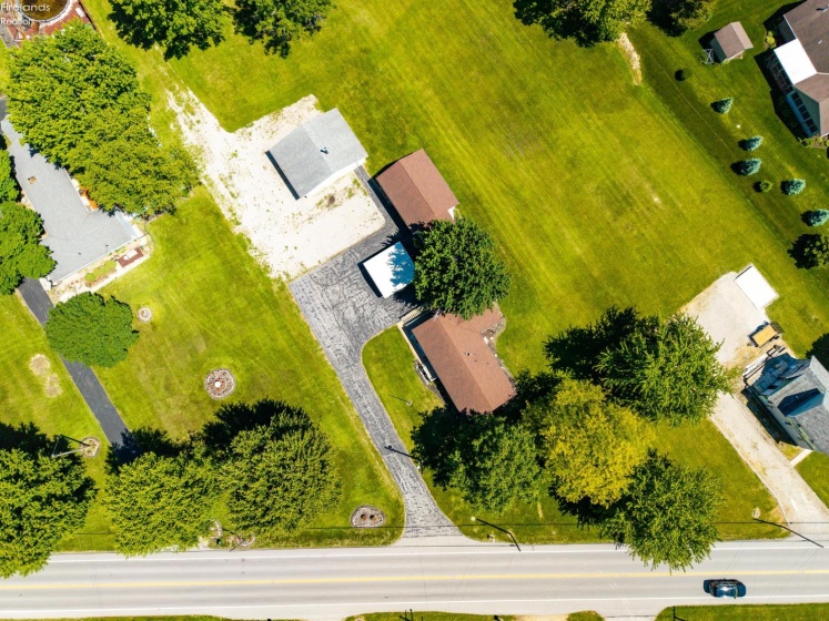 2029 Catawba Road, Port Clinton, 43452, 3 Bedrooms Bedrooms, ,2 BathroomsBathrooms,Residential,For Sale,Catawba,20262048