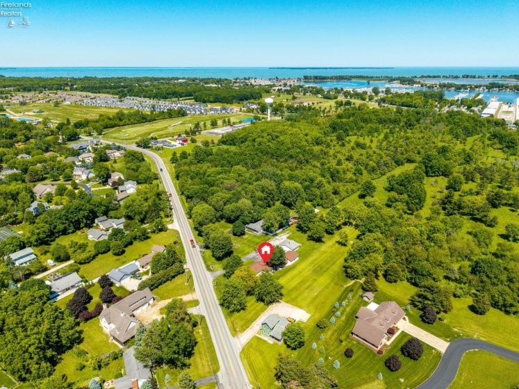 2029 Catawba Road, Port Clinton, 43452, 3 Bedrooms Bedrooms, ,2 BathroomsBathrooms,Residential,For Sale,Catawba,20262048