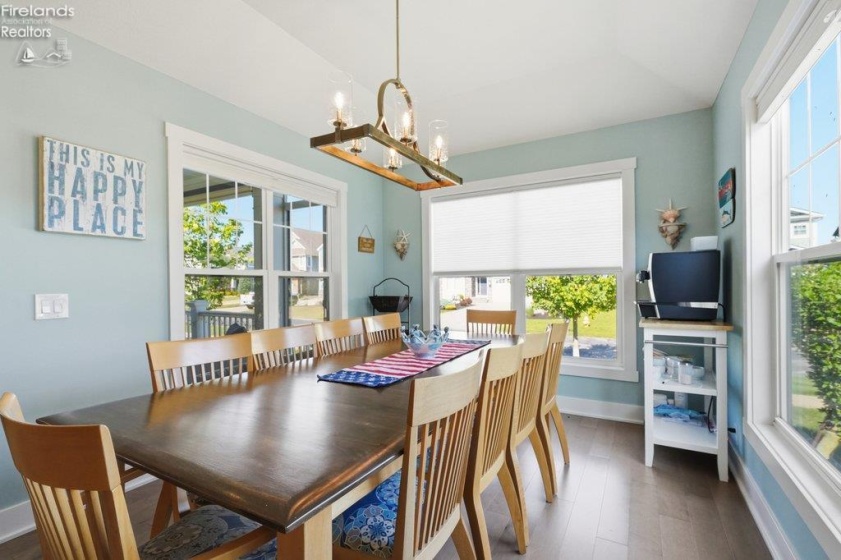 156 Cove Court Drive, Marblehead, 43440, 6 Bedrooms Bedrooms, ,4 BathroomsBathrooms,Residential,For Sale,Cove Court,20262095
