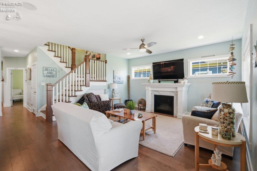 156 Cove Court Drive, Marblehead, 43440, 6 Bedrooms Bedrooms, ,4 BathroomsBathrooms,Residential,For Sale,Cove Court,20262095