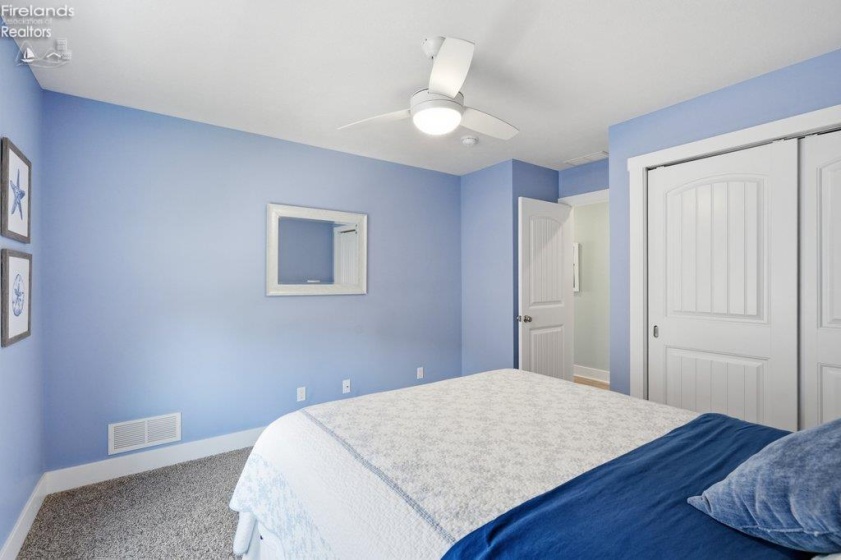 156 Cove Court Drive, Marblehead, 43440, 6 Bedrooms Bedrooms, ,4 BathroomsBathrooms,Residential,For Sale,Cove Court,20262095