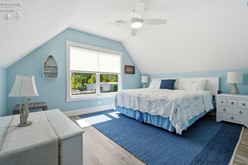156 Cove Court Drive, Marblehead, 43440, 6 Bedrooms Bedrooms, ,4 BathroomsBathrooms,Residential,For Sale,Cove Court,20262095