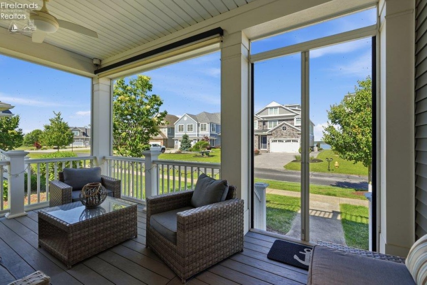 156 Cove Court Drive, Marblehead, 43440, 6 Bedrooms Bedrooms, ,4 BathroomsBathrooms,Residential,For Sale,Cove Court,20262095
