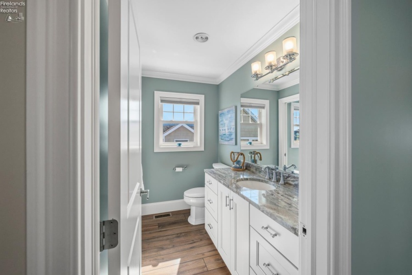 5256 Ellithorpe Drive, Port Clinton, 43452, 3 Bedrooms Bedrooms, ,4 BathroomsBathrooms,Residential,For Sale,Ellithorpe,20262093