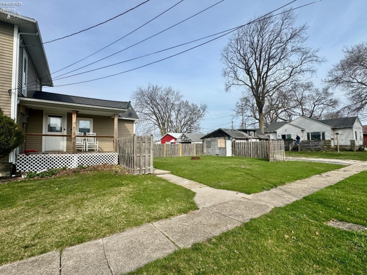 302 2nd Street, Port Clinton, 43452, 4 Bedrooms Bedrooms, ,2 BathroomsBathrooms,Residential,For Sale,2nd,20262102