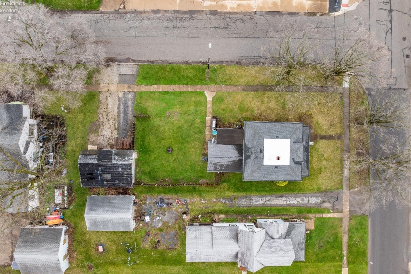 302 2nd Street, Port Clinton, 43452, 4 Bedrooms Bedrooms, ,2 BathroomsBathrooms,Residential,For Sale,2nd,20262102