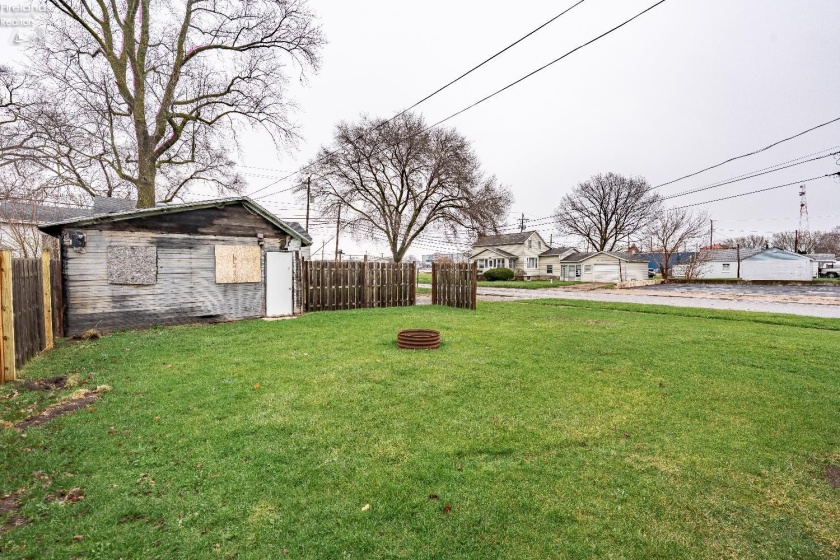302 2nd Street, Port Clinton, 43452, 4 Bedrooms Bedrooms, ,2 BathroomsBathrooms,Residential,For Sale,2nd,20262102