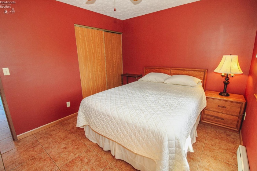 230 Lakeshore Drive, Port Clinton, 43452, 1 Bedroom Bedrooms, ,1 BathroomBathrooms,Residential,For Sale,Lakeshore,20262002