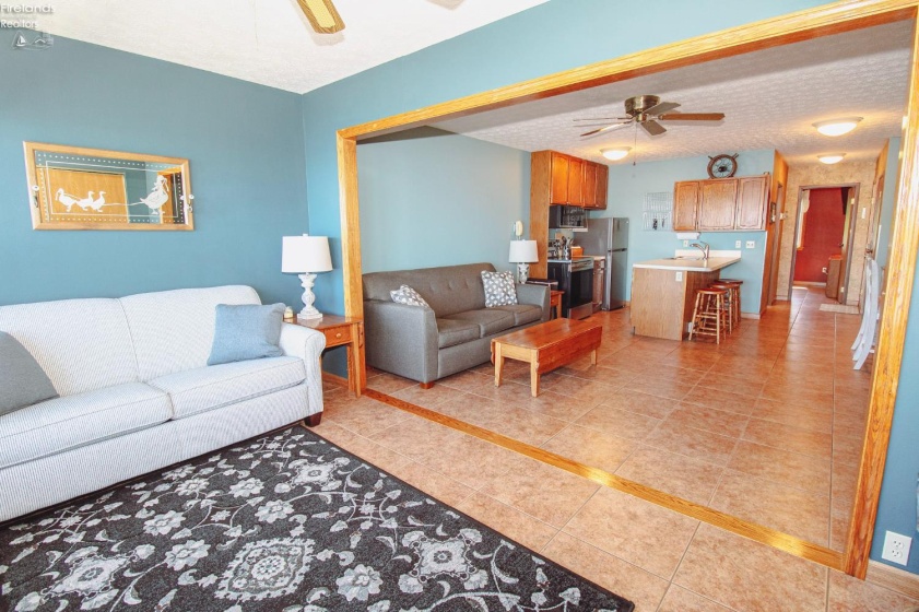 230 Lakeshore Drive, Port Clinton, 43452, 1 Bedroom Bedrooms, ,1 BathroomBathrooms,Residential,For Sale,Lakeshore,20262002