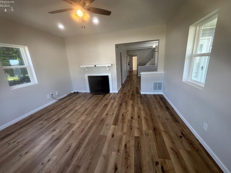 2024 Camp Street, Sandusky, 44870, 4 Bedrooms Bedrooms, ,2 BathroomsBathrooms,Residential,For Sale,Camp,20262084