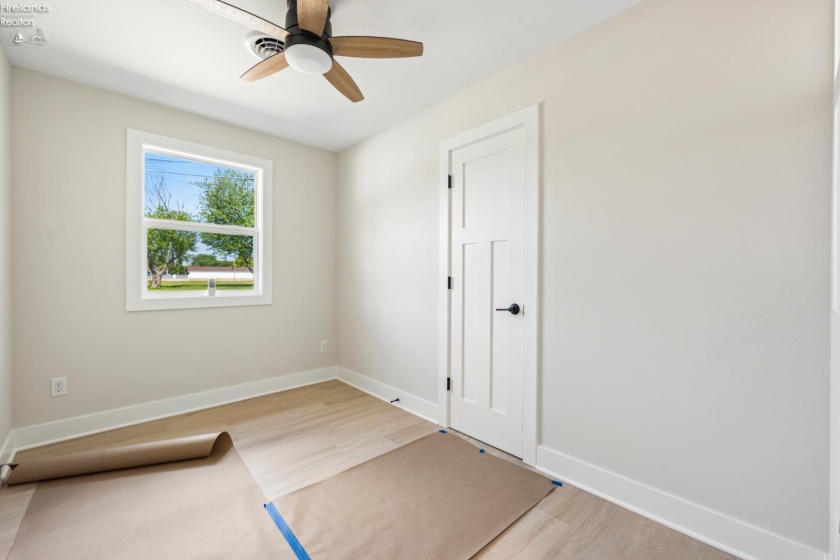21 Shawnee Drive, Port Clinton, 43452, 3 Bedrooms Bedrooms, ,1 BathroomBathrooms,Residential,For Sale,Shawnee,20261915