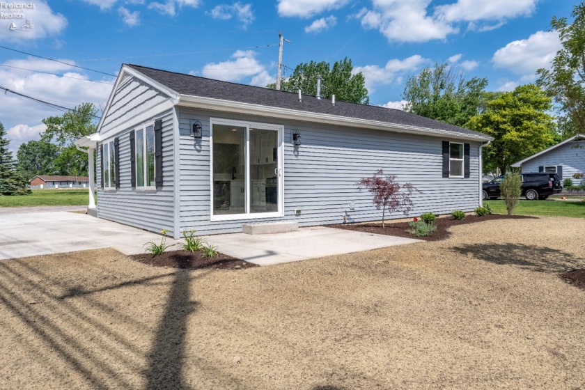 21 Shawnee Drive, Port Clinton, 43452, 3 Bedrooms Bedrooms, ,1 BathroomBathrooms,Residential,For Sale,Shawnee,20261915
