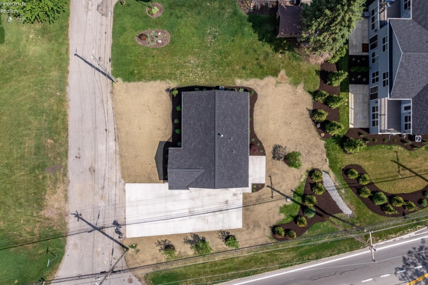 21 Shawnee Drive, Port Clinton, 43452, 3 Bedrooms Bedrooms, ,1 BathroomBathrooms,Residential,For Sale,Shawnee,20261915