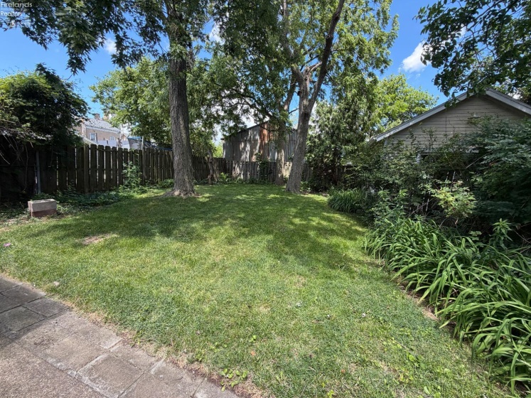 803 Adams Street, Sandusky, 44870, 4 Bedrooms Bedrooms, ,2 BathroomsBathrooms,Residential,For Sale,Adams,20262018