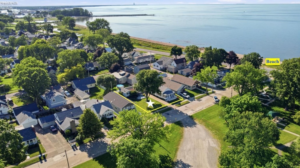 116 Ash Street, Port Clinton, 43452, 3 Bedrooms Bedrooms, ,2 BathroomsBathrooms,Residential,For Sale,Ash,20262074