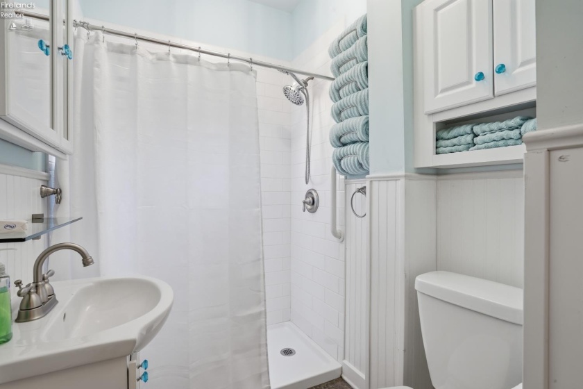 116 Ash Street, Port Clinton, 43452, 3 Bedrooms Bedrooms, ,2 BathroomsBathrooms,Residential,For Sale,Ash,20262074