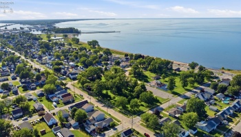116 Ash Street, Port Clinton, 43452, 3 Bedrooms Bedrooms, ,2 BathroomsBathrooms,Residential,For Sale,Ash,20262074 116 Ash Street, Port Clinton, 43452, 3 Bedrooms Bedrooms, ,2 BathroomsBathrooms,Residential,For Sale,Ash,20262074
