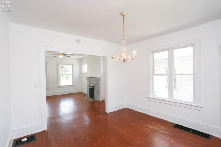 417 Jefferson Street, Sandusky, 44870, 3 Bedrooms Bedrooms, ,2 BathroomsBathrooms,Residential,For Sale,Jefferson,20262106