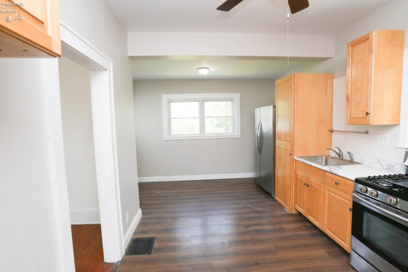 417 Jefferson Street, Sandusky, 44870, 3 Bedrooms Bedrooms, ,2 BathroomsBathrooms,Residential,For Sale,Jefferson,20262106