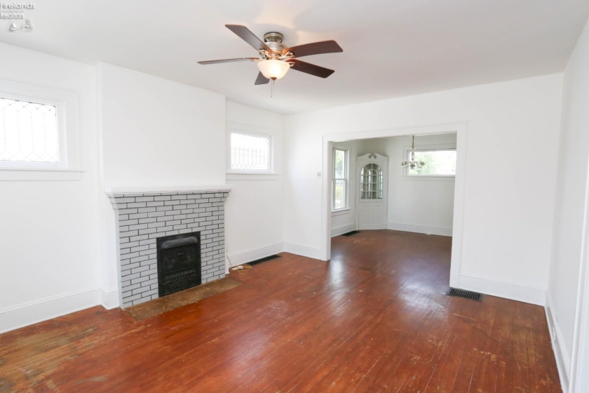 417 Jefferson Street, Sandusky, 44870, 3 Bedrooms Bedrooms, ,2 BathroomsBathrooms,Residential,For Sale,Jefferson,20262106