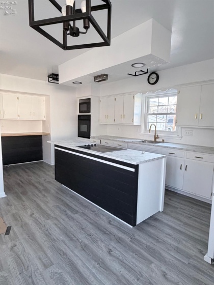 1210 Hazel Street, Fremont, 43420, 3 Bedrooms Bedrooms, ,2 BathroomsBathrooms,Residential,For Sale,Hazel,20262110