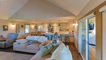 196 Greenwich East Townline Road, New London, 44851, 5 Bedrooms Bedrooms, ,3 BathroomsBathrooms,Residential,For Sale,Greenwich East Townline,20261734