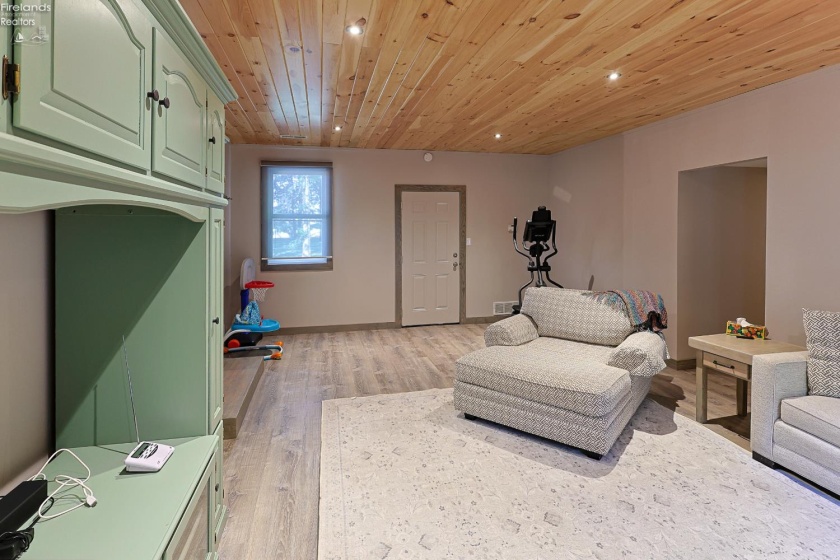 196 Greenwich East Townline Road, New London, 44851, 5 Bedrooms Bedrooms, ,3 BathroomsBathrooms,Residential,For Sale,Greenwich East Townline,20261734