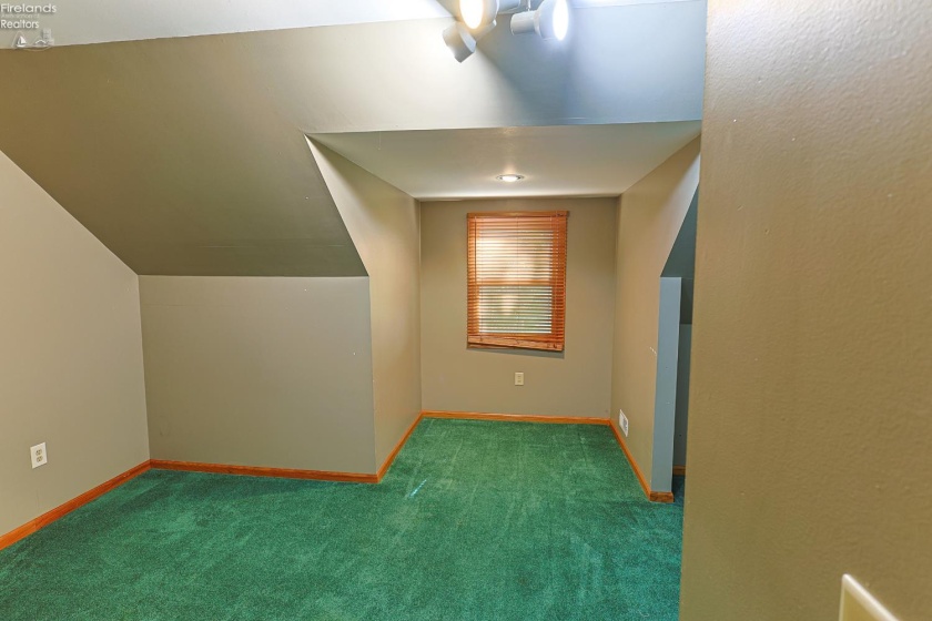 196 Greenwich East Townline Road, New London, 44851, 5 Bedrooms Bedrooms, ,3 BathroomsBathrooms,Residential,For Sale,Greenwich East Townline,20261734