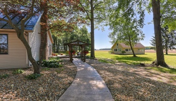 196 Greenwich East Townline Road, New London, 44851, 5 Bedrooms Bedrooms, ,3 BathroomsBathrooms,Residential,For Sale,Greenwich East Townline,20261734