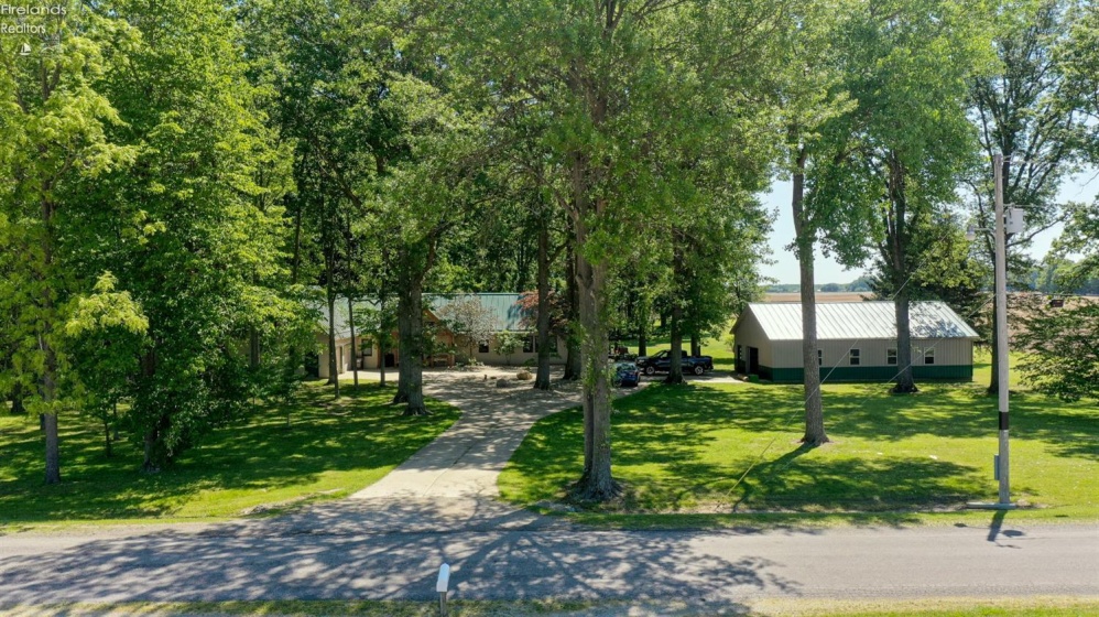 196 Greenwich East Townline Road, New London, 44851, 5 Bedrooms Bedrooms, ,3 BathroomsBathrooms,Residential,For Sale,Greenwich East Townline,20261734