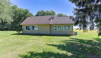 196 Greenwich East Townline Road, New London, 44851, 5 Bedrooms Bedrooms, ,3 BathroomsBathrooms,Residential,For Sale,Greenwich East Townline,20261734