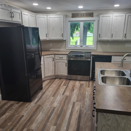150 Broadway Street, Plymouth, 44865, 4 Bedrooms Bedrooms, ,2 BathroomsBathrooms,Residential,For Sale,Broadway,20262100